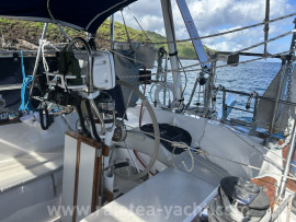 Fair Weather Mariner 39'