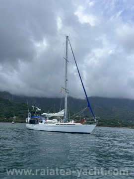 Fair Weather Mariner 39'