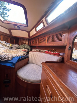 Fair Weather Mariner 39'