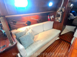 Pacific Seacraft 37