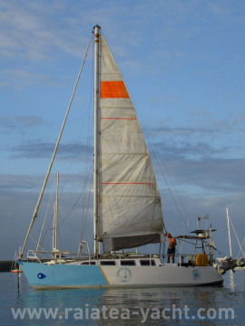 Outremer 33